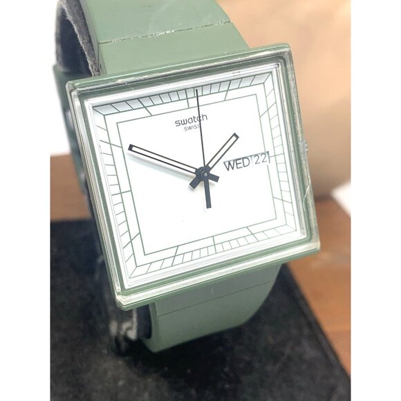 Swatch Women's Watch SO34G700 What If Swiss Quartz White Dial Green Rubber 33mm - Picture 13 of 14